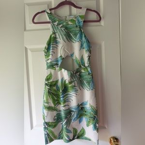 NWT LUCY PARIS Tropical Print MEDIUM MINI DRESS WITH CUT OUT, Green